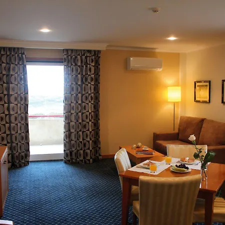 Qh De Quiaios Otel
